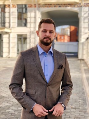 Допрос бывшего проректора ПсковГУ Александра Захарова сегодня не состоится