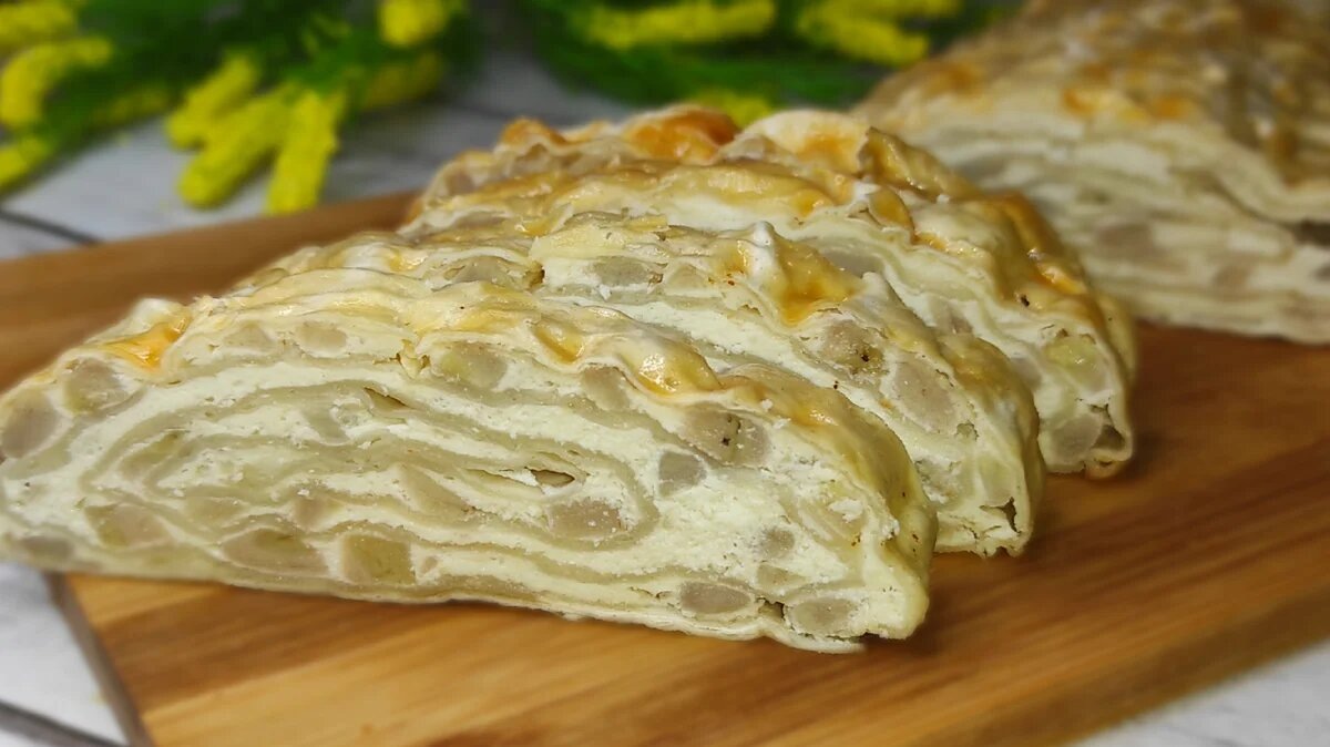 Нежный рулет из лаваша с творогом и бананом: простой и вкусный десерт для чая