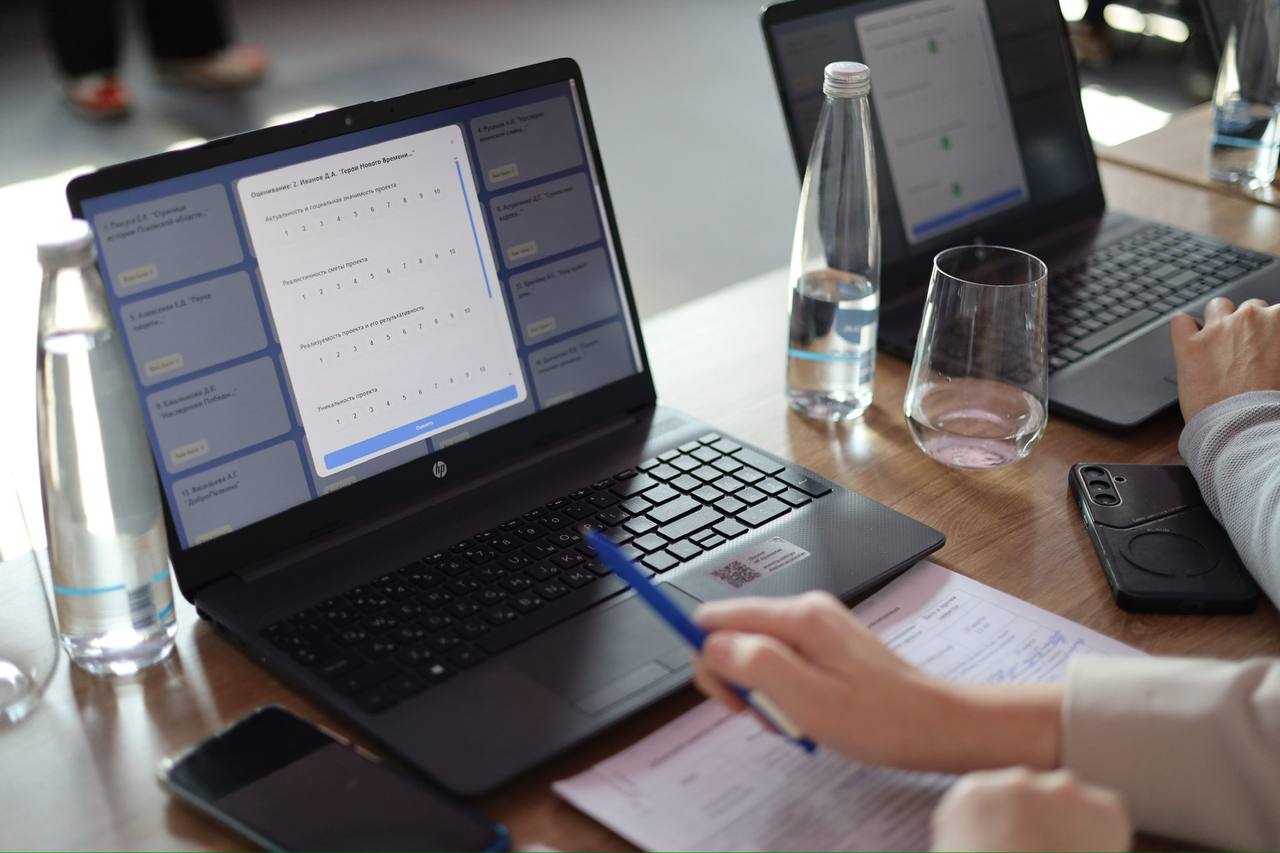 Прямо сейчас в рамках III Форума старшеклассников проходит защита социально-значимых проектов! Прямо сейчас в рамках III Форума старшеклассников проходит защита социально-значимых проектов!