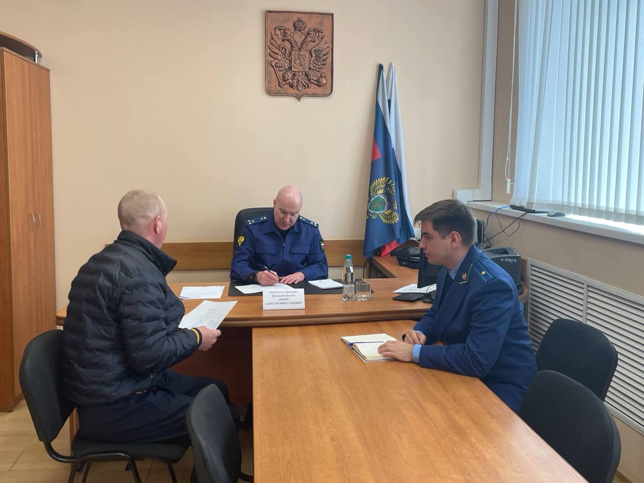 Прием граждан в Куньинском муниципальном округе провел заместитель прокурора области Прием граждан в Куньинском муниципальном округе провел заместитель прокурора области