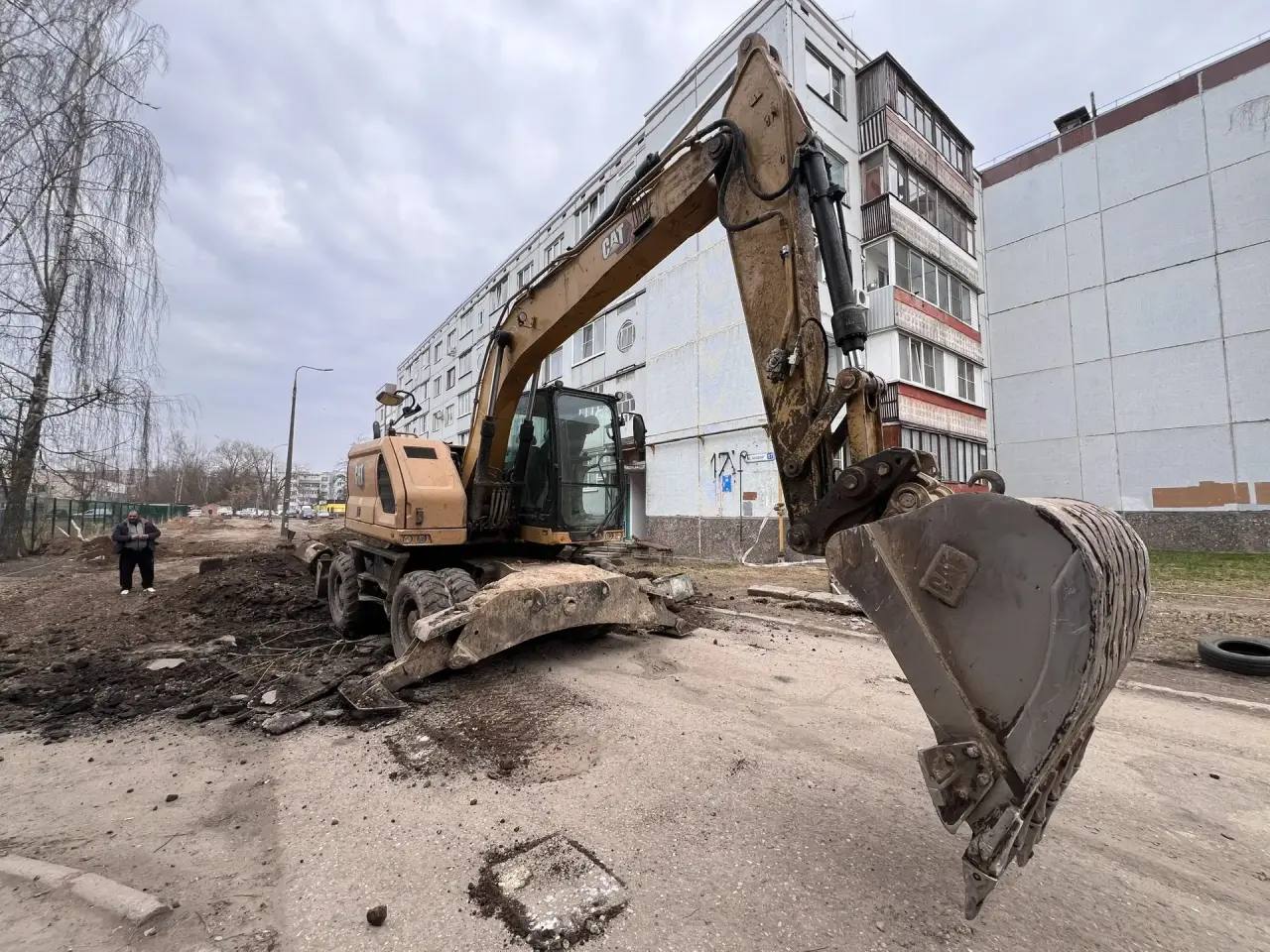 Елкин Борис: Приступили к ремонту проезда у домов №15 и №17 на Западной улице Елкин Борис: Приступили к ремонту проезда у домов №15 и №17 на Западной улице