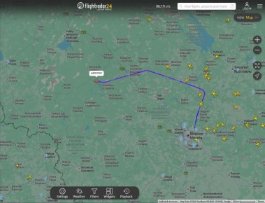 Самолет Москва—Псков вылетел из Внуково в 8:35 и уверенно держит курс на Псков