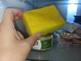 Необычный лайфхак: как губка для мытья посуды может улучшить работу вашего холодильника