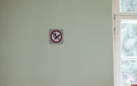 Некурящие почти не имеют преимущества при — опрос