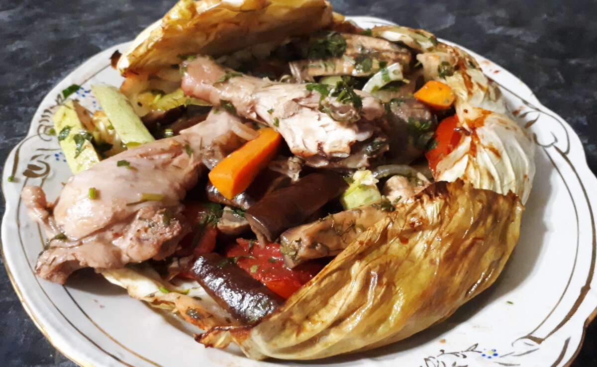 Новый способ готовить капусту с мясом и овощами: удивите близких