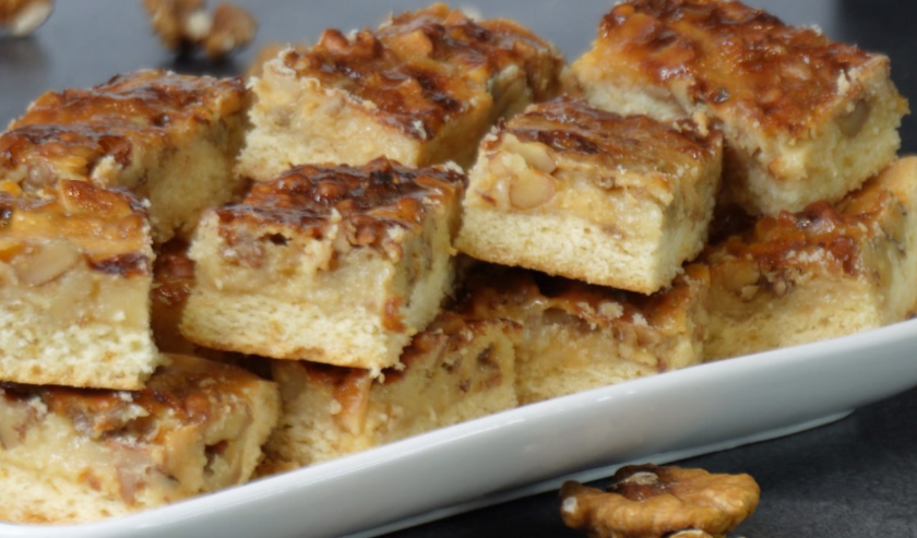 Шоколадный пирог со сгущенкой, который исчезает за считанные минуты