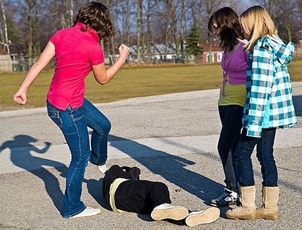 Агрессивные подростки: как мы можем помочь в решении проблемы