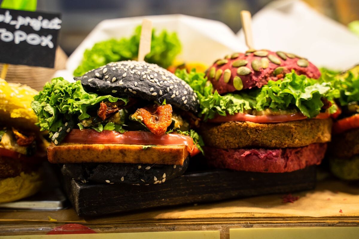 Риски здоровья: чем опасен быстрый перекус