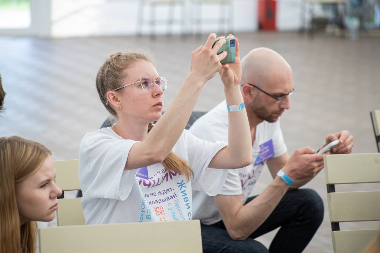 7 апреля — День Рунета. Сегодня отмечается праздник российского сегмента интернета — пространства, которое уже давно стало неотъемлемой частью нашей жизни, работы и общения 7 апреля — День Рунета. Сегодня отмечается праздник российского сегмента интернета — пространства, которое уже давно стало неотъемлемой частью нашей жизни, работы и общения