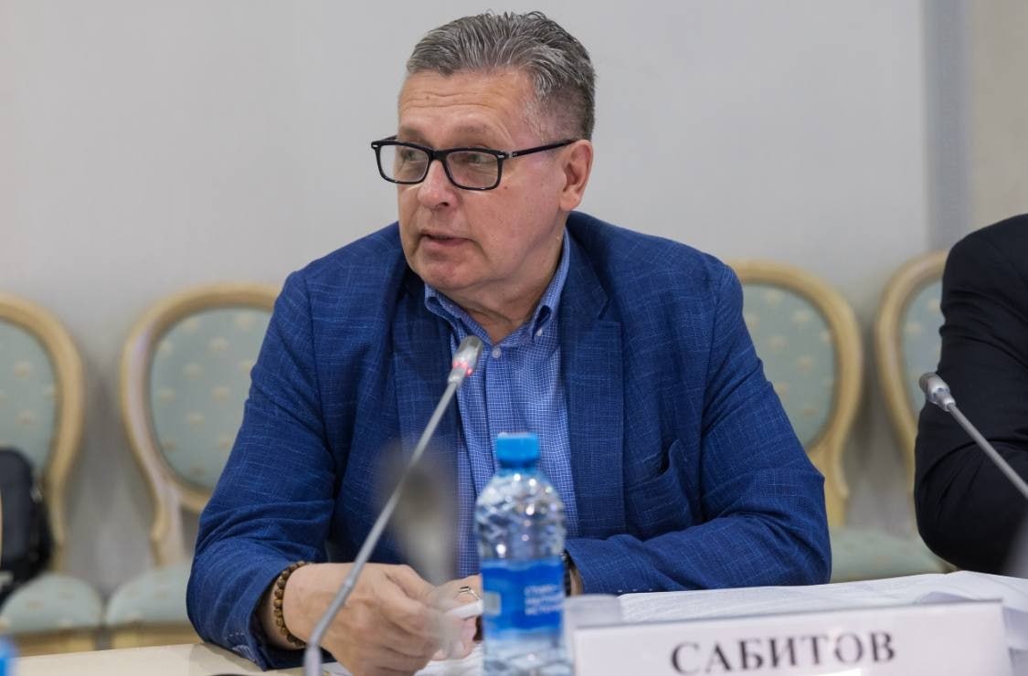 Рифат Сабитов: "Коммуникационная отрасль вносит огромный вклад в экономику страны"