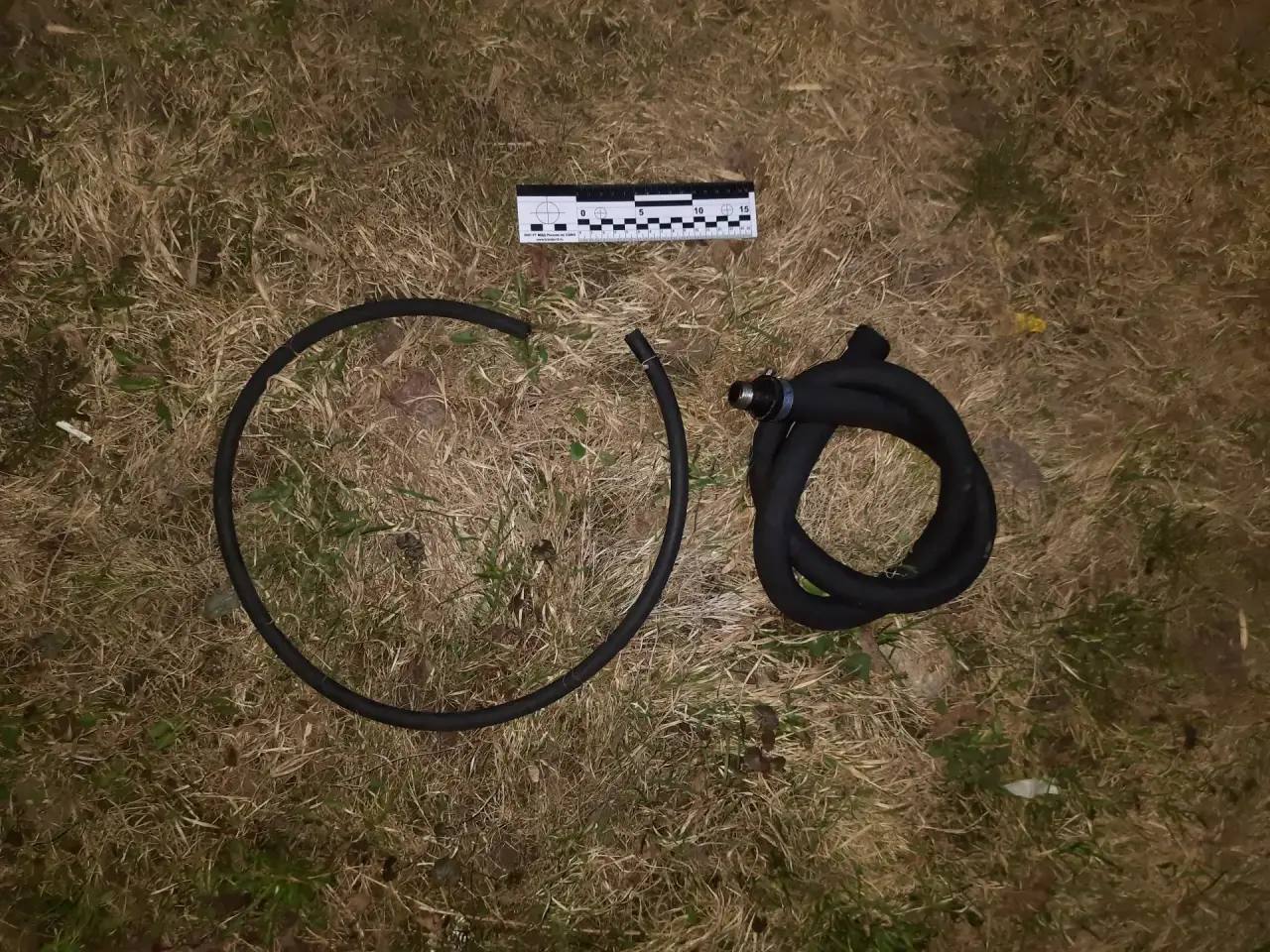 Транспортные полицейские Псковской области раскрыли кражу горючего на объекте транспортной инфраструктуры Транспортные полицейские Псковской области раскрыли кражу горючего на объекте транспортной инфраструктуры