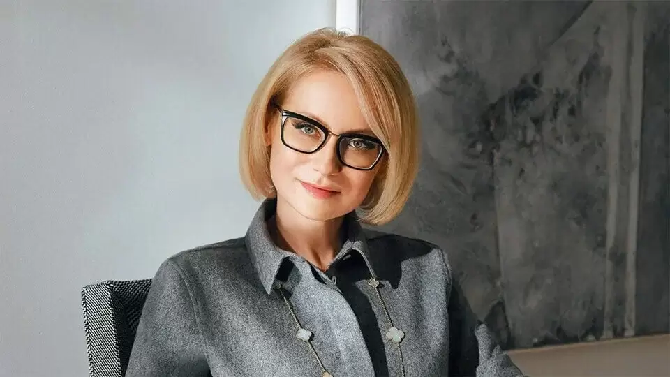Что должно быть в гардеробе каждой женщины: советы от Эвелины Хромченко