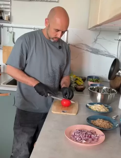 Энергетический заряд на завтрак: салат из тунца с фасолью