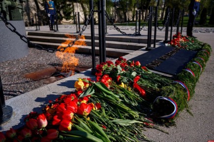 �������� � ����� � ��������� ������ ʸ���������