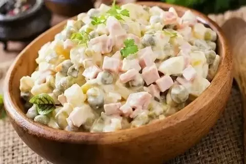 Цена оливье в Беларуси: как изменились расходы на любимый салат