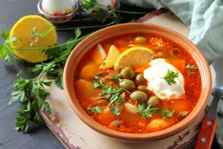 Солянка: как приготовить настоящий русский шедевр для зимнего стола