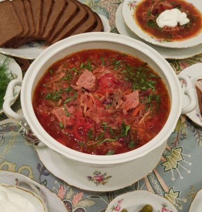 Борщ под дружеским облаком: как приготовить настоящий праздник для души