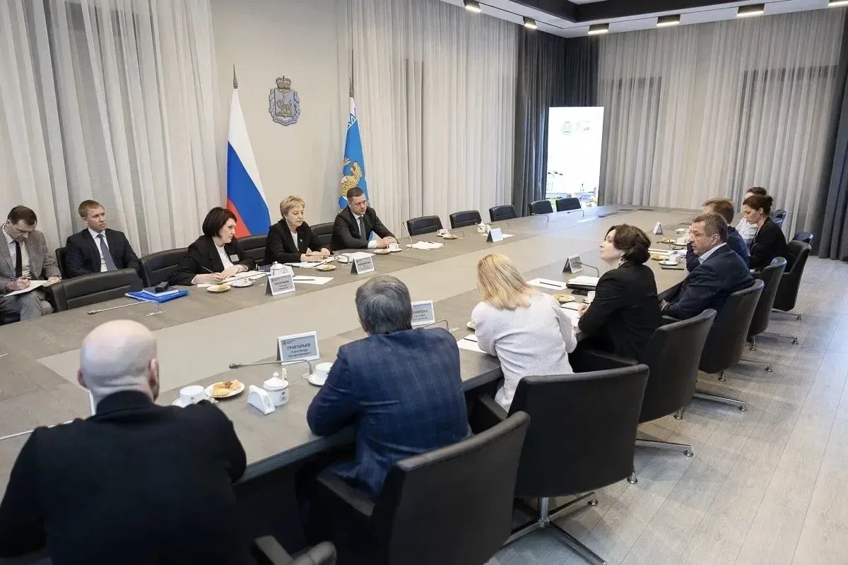 Михаил Ведерников: В Псковской области работают представители Управления Президента РФ по общественным проектам и Государственного фонда «Защитники Отечества»