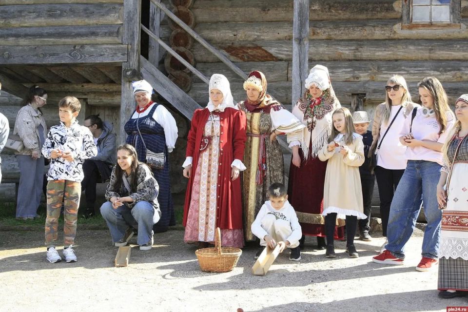 ������������� ��������� �����-������� ����� ����������� �������