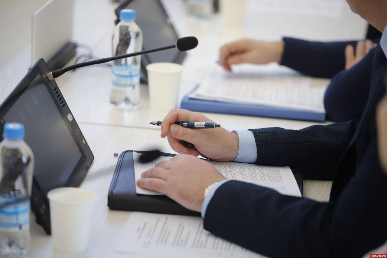 6 из 10 псковичей утверждают, что все рабочее время посвящают профессиональным задачам