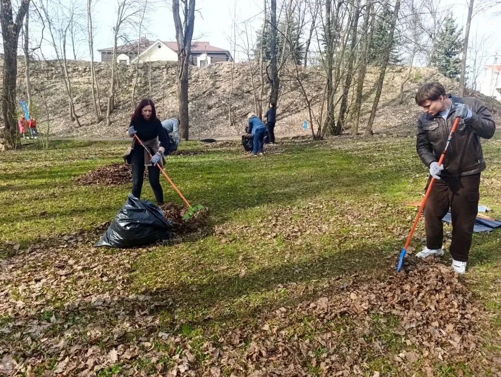 Весенний субботник: вместе делаем Псков чище! Весенний субботник: вместе делаем Псков чище!