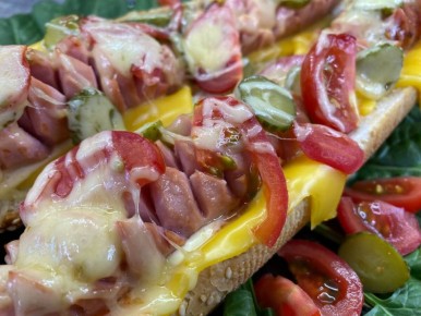 Оживите привычные сосиски: 4 аппетитных рецепта на любой вкус