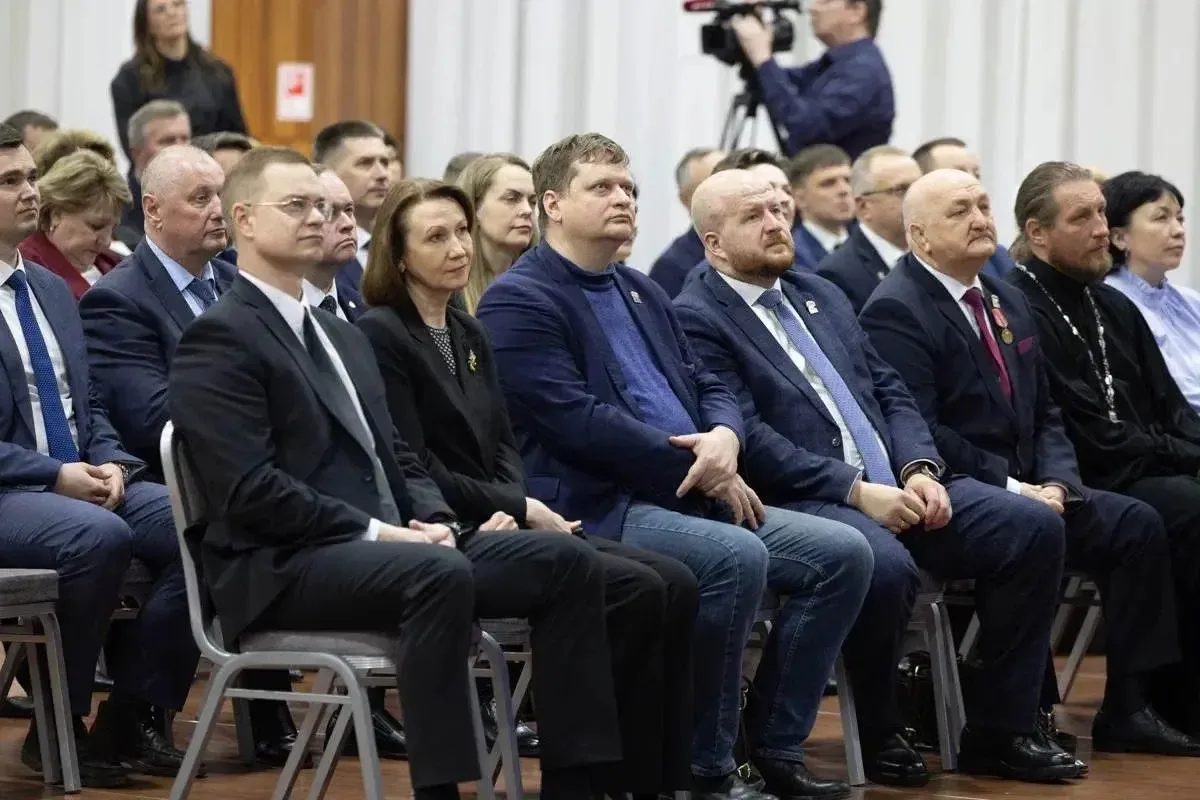 Елкин Борис: Сегодня состоялся отчётный форум «Есть результат», посвящённый реализации Народной программы партии «Единая Россия» в Псковской области Елкин Борис: Сегодня состоялся отчётный форум «Есть результат», посвящённый реализации Народной программы партии «Единая Россия» в Псковской области