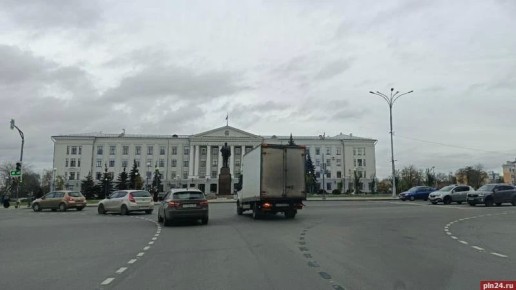 ����� 900 ��������� ����������� �� ������� �� ������������� ������ �� ������� ������ � ������ ����