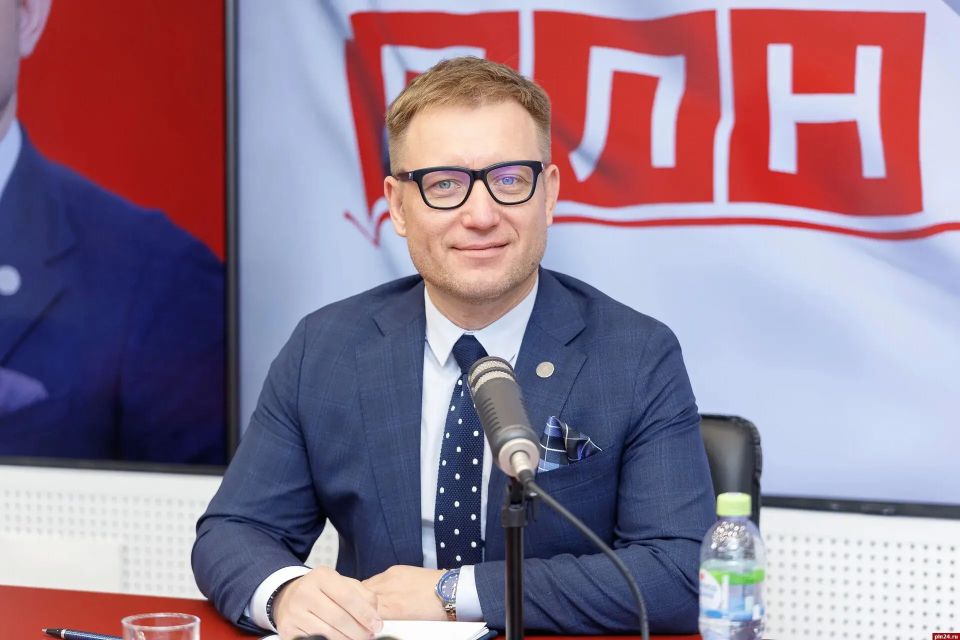 7 мая в России отмечается День радио
