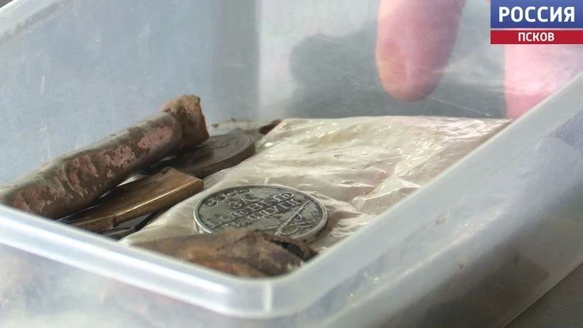 Поисковики подняли останки 103 красноармейцев в Псковском районе Поисковики подняли останки 103 красноармейцев в Псковском районе