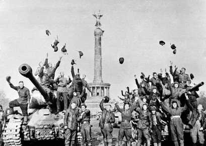 9 ��� 1945 ���� ����������� ������� ������������� �����, ���������� ��������� ������ ������ ������� ����� 1939-1945 ��