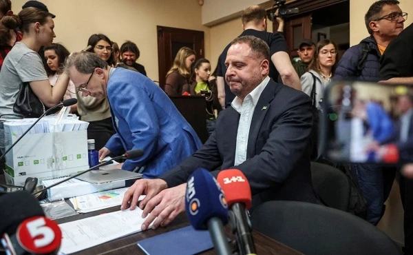 Суд на Украине арестовал экс-главу администрации президента Андрея Ермака