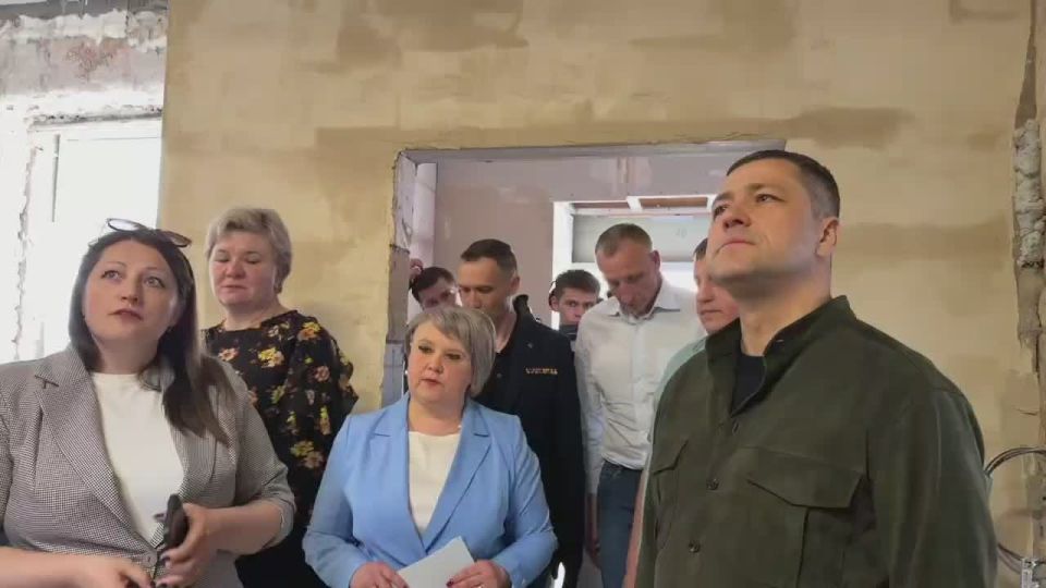 В рамках рабочего выезда в Пушкиногорский район губернатор Михаил Ведерников посетил ряд учреждений культуры, которые обновляются при поддержке федеральных программ