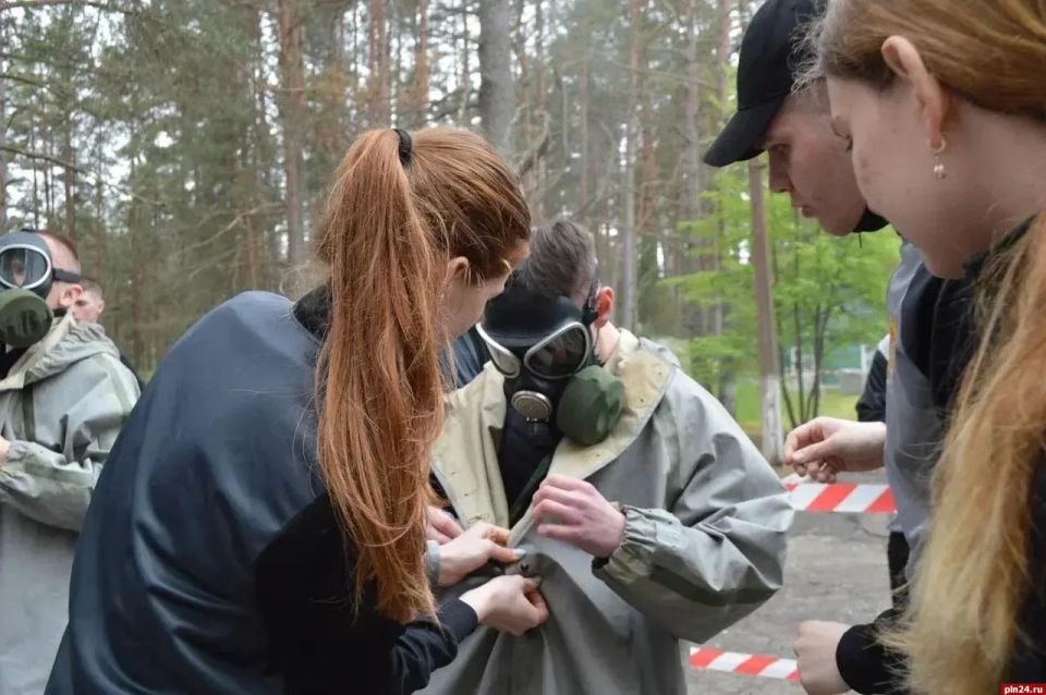 Спортивные соревнования прошли в Псковском филиале университета ФСИН Спортивные соревнования прошли в Псковском филиале университета ФСИН