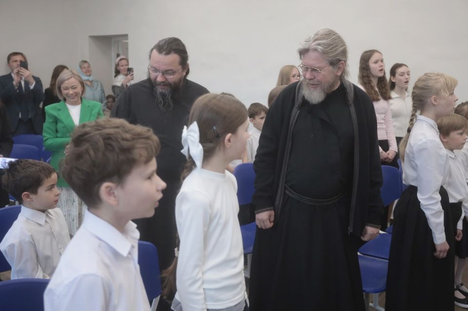 Новая жизнь для Псковской земли: митрополит Тихон посетил знаковые места города Новая жизнь для Псковской земли: митрополит Тихон посетил знаковые места города