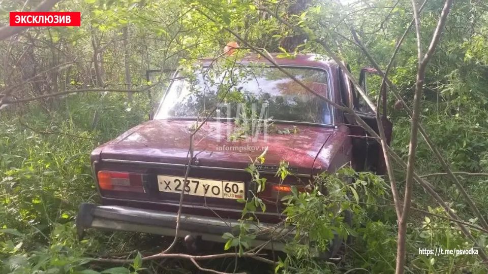 В Великолукском районе, на 658-м километре трассы А-122, автомобиль ВАЗ-2106 вылетел в кювет и протаранил дерево В Великолукском районе, на 658-м километре трассы А-122, автомобиль ВАЗ-2106 вылетел в кювет и протаранил дерево
