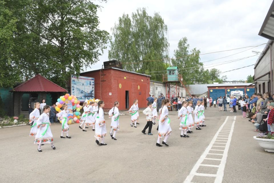 В отделе по конвоированию УФСИН России по Псковской области прошел яркий праздник для детей сотрудников В отделе по конвоированию УФСИН России по Псковской области прошел яркий праздник для детей сотрудников