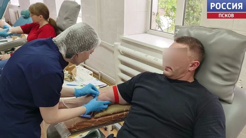 "От сердца к сердцу": росгвардейцы Псковской области сдали кровь для спасения жизней "От сердца к сердцу": росгвардейцы Псковской области сдали кровь для спасения жизней