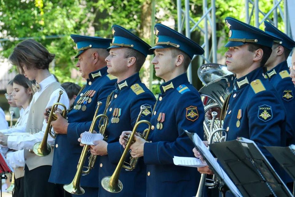 Псков принял Всероссийский фестиваль духовой музыки «Фанфарами славим Россию!» Псков принял Всероссийский фестиваль духовой музыки «Фанфарами славим Россию!»