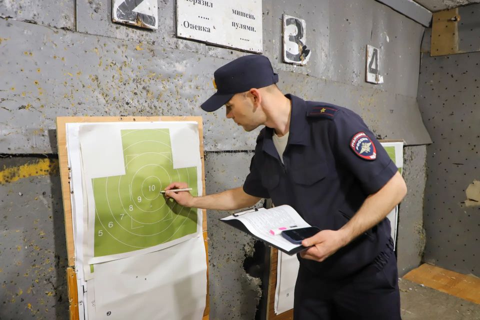 Стартовал региональный этап Всероссийского конкурса профессионального мастерства среди сотрудников штабных подразделений органов внутренних дел Стартовал региональный этап Всероссийского конкурса профессионального мастерства среди сотрудников штабных подразделений органов внутренних дел