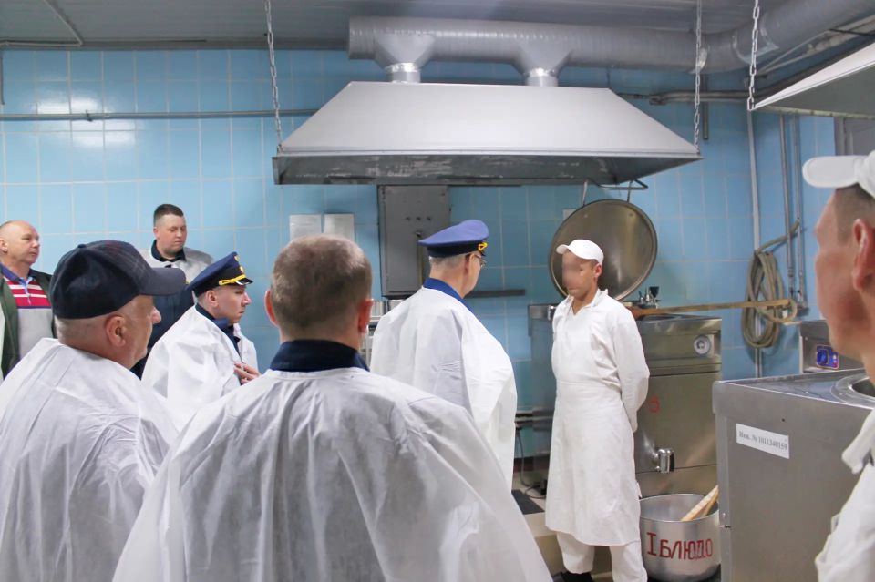 ИК-4 УФСИН России по Псковской области посетил заместитель прокурора региона, председатели областной ОНК и Общественного совета при УФСИН ИК-4 УФСИН России по Псковской области посетил заместитель прокурора региона, председатели областной ОНК и Общественного совета при УФСИН