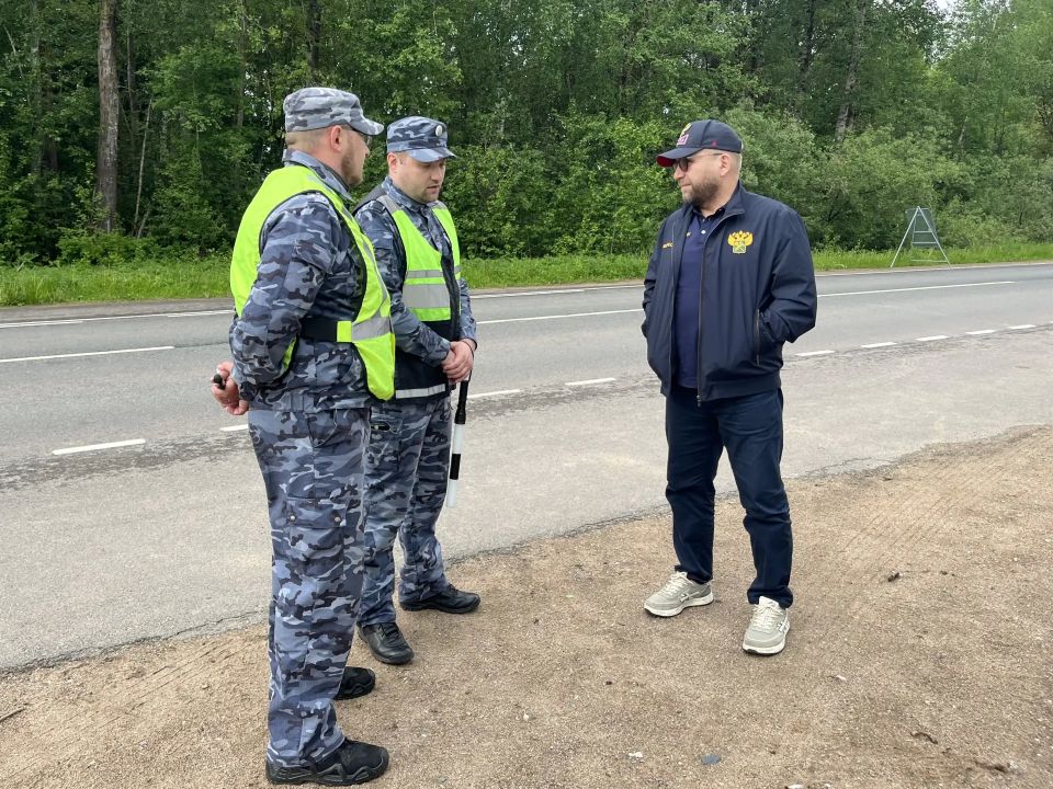 Валерий Пикалёв продолжает проверку готовности таможенных органов к запуску СПОТ Валерий Пикалёв продолжает проверку готовности таможенных органов к запуску СПОТ