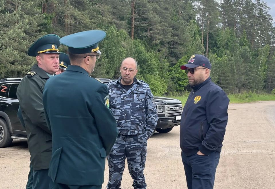 Валерий Пикалёв продолжает проверку готовности таможенных органов к запуску СПОТ Валерий Пикалёв продолжает проверку готовности таможенных органов к запуску СПОТ