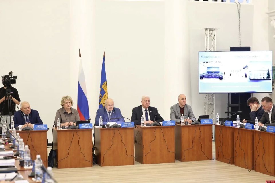 Бюджет Пскова составил около 9 миллиардов рублей в 2025 году Бюджет Пскова составил около 9 миллиардов рублей в 2025 году