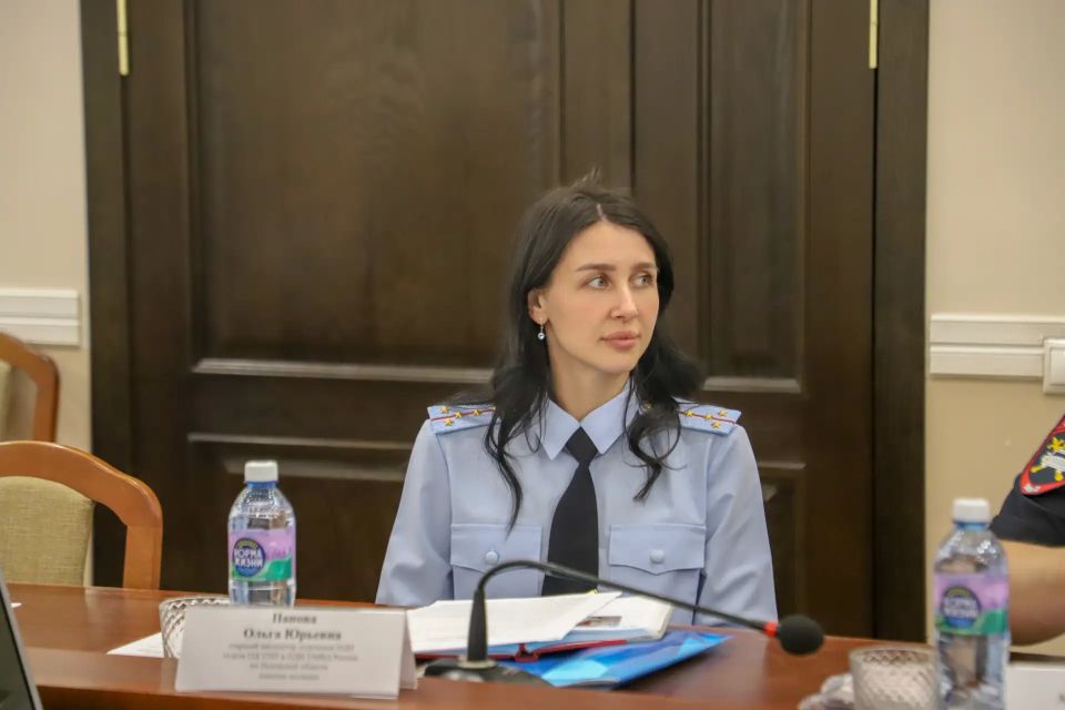 Обсудили вопросы безопасности детей на дорогах и в летних лагерях Обсудили вопросы безопасности детей на дорогах и в летних лагерях