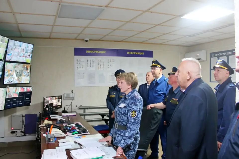 Заместитель прокурора Псковской области Виктор Борисенко проверил соблюдение уголовно-исполнительного законодательства в ФКУ ИК-4 УФСИН России по Псковской области Заместитель прокурора Псковской области Виктор Борисенко проверил соблюдение уголовно-исполнительного законодательства в ФКУ ИК-4 УФСИН России по Псковской области