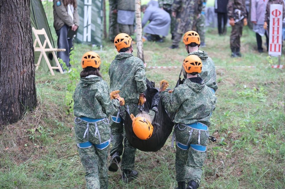 Связь поколений на страже мужества и памяти Связь поколений на страже мужества и памяти