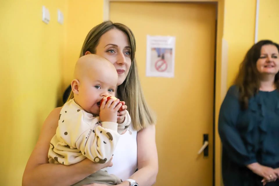 Полицейские поздравили юных псковичей Полицейские поздравили юных псковичей