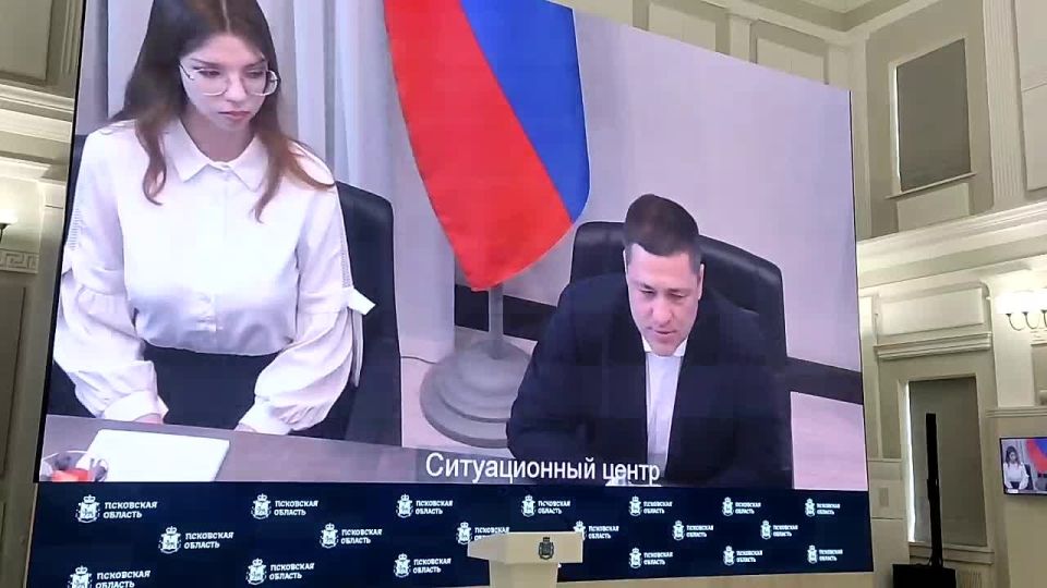 Стартовала встреча Михаила Ведерникова с победителями акции «Губернаторский дневник»