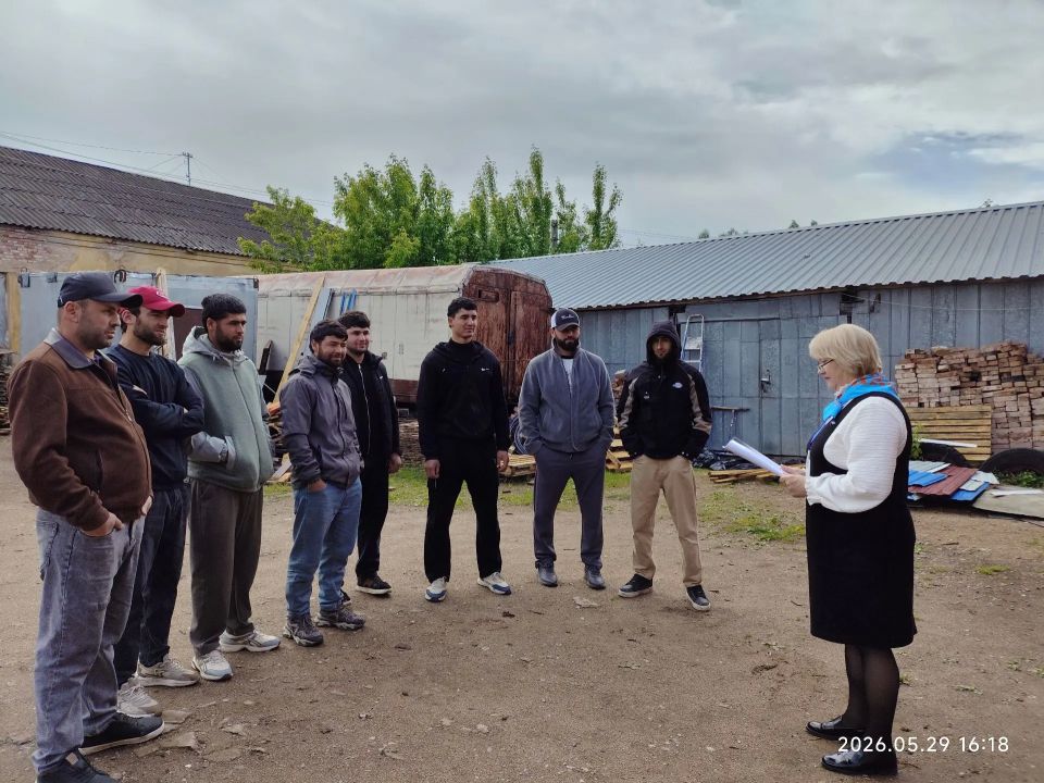 В Псковской области органы службы занятости продолжают работу по внедрению адаптационного курса ля иностранных граждан, осуществляющих трудовую деятельность